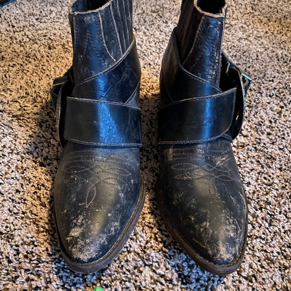 Matisse western booties, size 7.5.